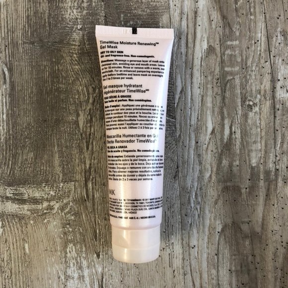 Mary Kay Moisture Renewing Gel Mask - Picture 3 of 6